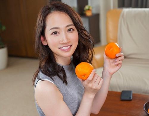 【ＶＲ】お義姉さんと中出しセックス！嫁との妊活の為に溜めに溜めていたザーメンが搾り取られた！