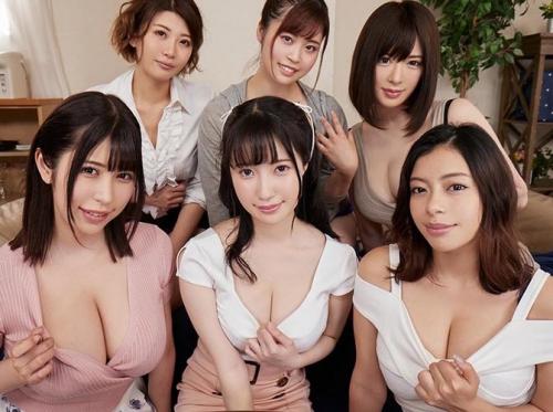 【ＶＲ】朝田ひまり＆巨乳5姉妹たちに永遠に犯されまくる、おっぱい最高、射精管理ステイホーム！！