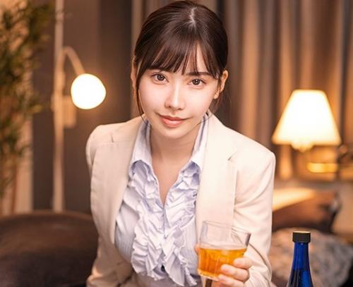 【ＶＲ】女上司と中出しＳＥＸ！「深田えいみ」が究極の寸止めしまくり！何度も何度もイキ寸止めされた後には超快感が！