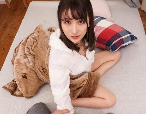 【人気最高潮・楪かれん初ＶＲ】沖縄出身の彼女が持つのほほんとした雰囲気をたっぷり味わえる！