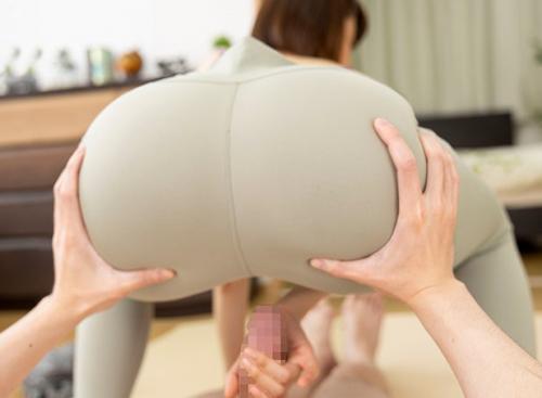 【ＶＲ・月乃ルナ】美尻お姉さんの誘惑中出しＳＥＸ！尻アングルにこだわった作品、美しい顔も色味もばっちり！