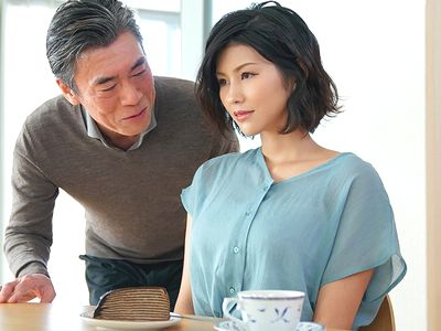 ◆NTR◆誰でも良いからセックスしまくりたいっていう美女がイッても抜かず激ピストンでイカされまくって気持ち良くておかしくなっちゃう！