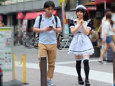 ◆コスプレ◆男のガッチリした手で手マンされおま●こ濡れ濡れの美女がイッても抜かず激ピストンでイカされまくって気持ち良くておかしくなっちゃう！
