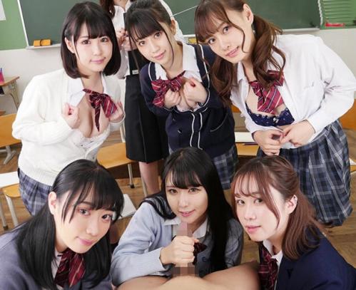 女子校生の前で合法的にチ○コを出せるＶＲ！あなたは「男性の身体のしくみ」を学ぶ授業にモデルとして招かれました！