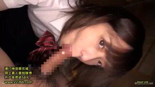 「オナニーが大好き…」とはにかむJKを、旅館に呼び出し、セルフ自慰をさせたら火がついてしまい、夜が更けるまでセックスして、白く汚しまくった…。 麻里梨夏