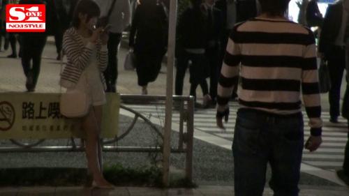 ‘可愛すぎてヤバい’と地方で話題のシロウト娘が遂に脱いだ！地方在住の翼ちゃんがあまりに可愛くて、エスワン11年目で初の素人ガチナンパ企画を決行しました。奇跡の出会いから約1年掛かりの365日間密着ドキュメント！仕込み＆ヤラセ無しの完全ガチ口説きでダイヤの原石をAV出演させちゃいます！