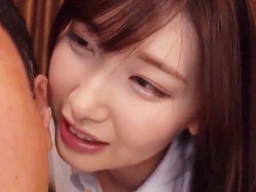 【香椎花乃】出張先でまさかの相部屋で淫語責めにしてきた先輩OLの誘惑にフル勃起してしまいチ〇ポに跨り杭打ちで中出しを。。。