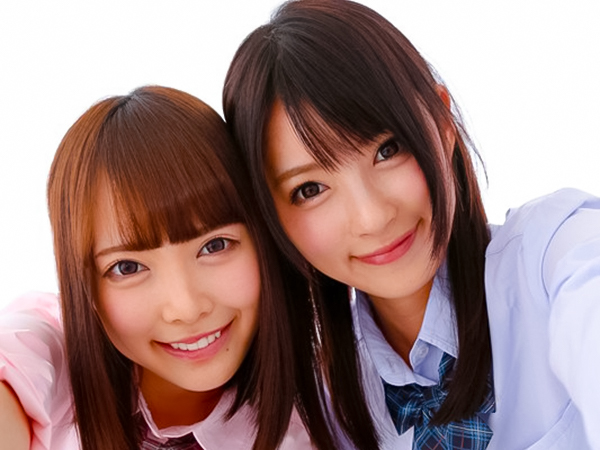 〖女子校生×ＶＲ〗めちゃカワＪＫが僕を取り合って誘惑してくるんで敏感ロリロリボディをハメくらべしちゃいましたｗｗｗ