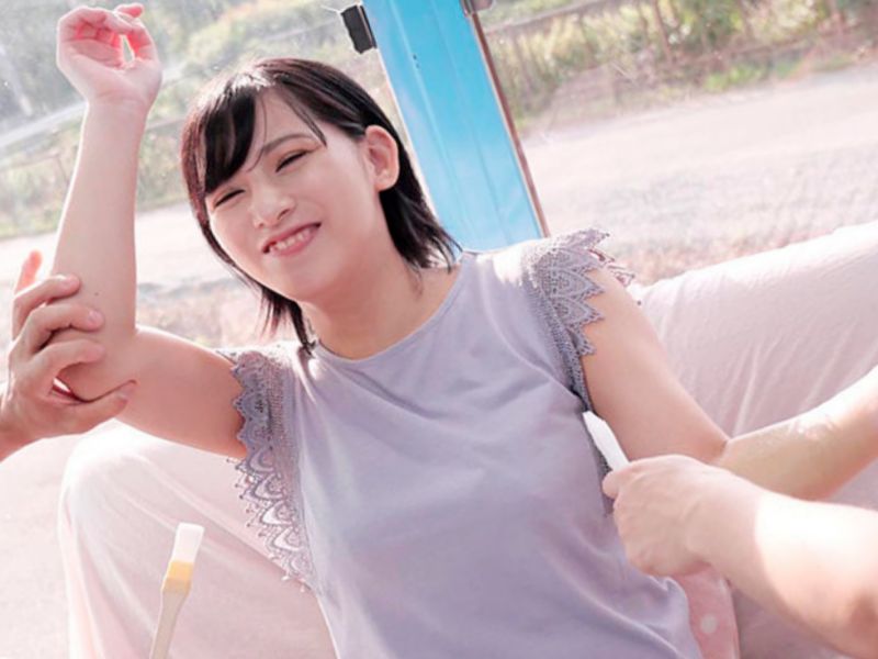 ［MM号/脇美人限定、エロ動画］クスグリ~ヘンになっちゃう！おバカゲームに失敗したお姉さんが巨尻を精液で汚されちまうぜWWWWWW