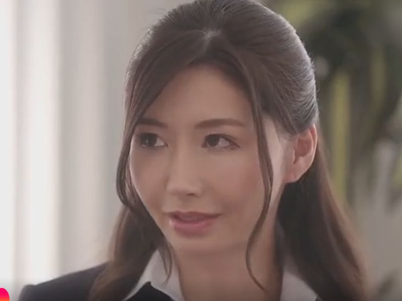 〚中出し…枕接待＼愛弓りょう〛社長さま~チ〇ポ凄い。出張先でのセクハラが火が付いた美魔女が中年棒に溺れるドラマwwwwwwww