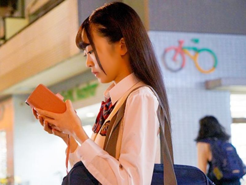 〚ＶＲ＼付き纏われ‥地下アイドル〛止めてぇ~吐いちゃう。襲われ拉致された制服ＪＫが狂ったチ〇ポの精液で穢れちまうぜwwwwwww